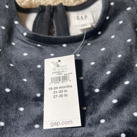 NWT Baby Gap Ruffle Velvet one-piece | 18-24 months - Picture 4 of 7